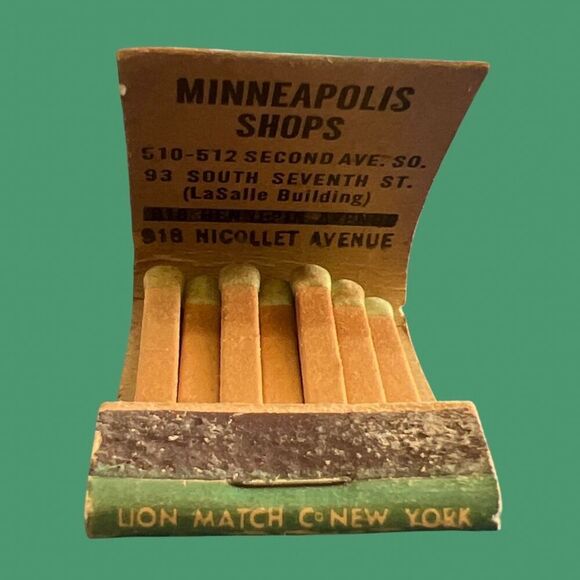 Vintage “Merry Christmas” B/G Foods Matchbook Unstruck - Picture 3 of 3